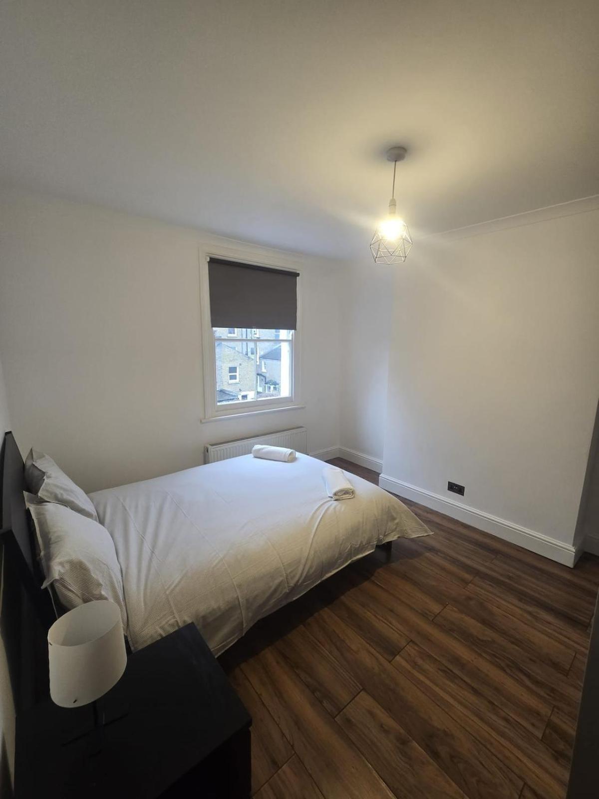 Сasa de vacaciones Brixton 5 Bedroom Wonder *